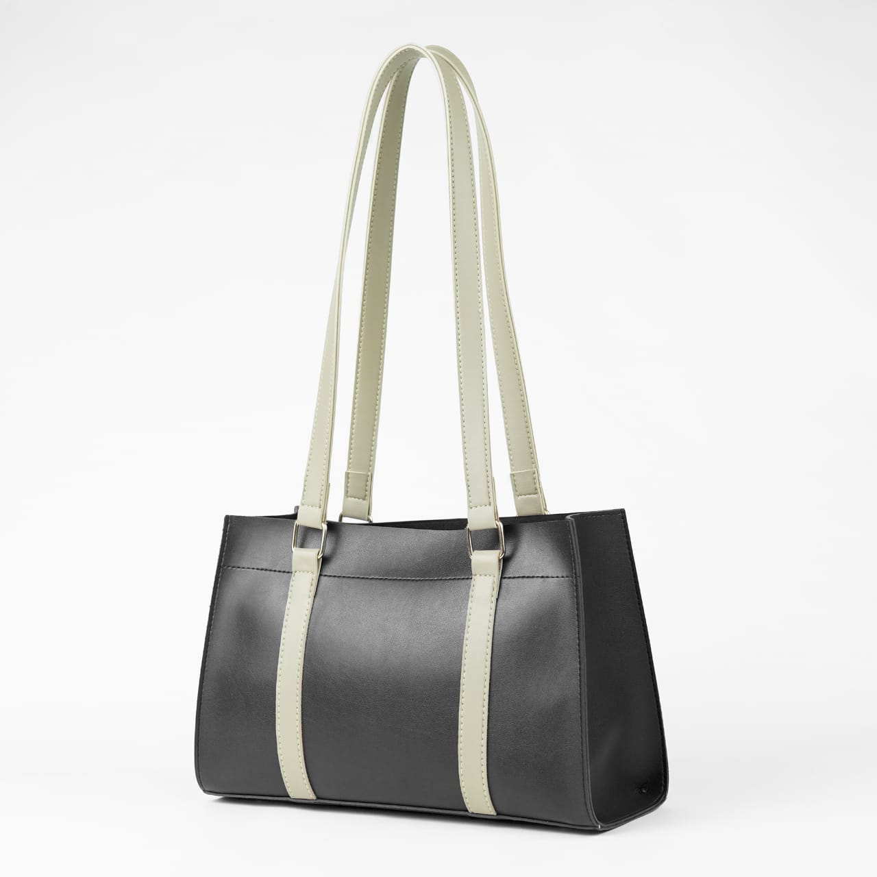 Atlin Bag (Black with careem straps)